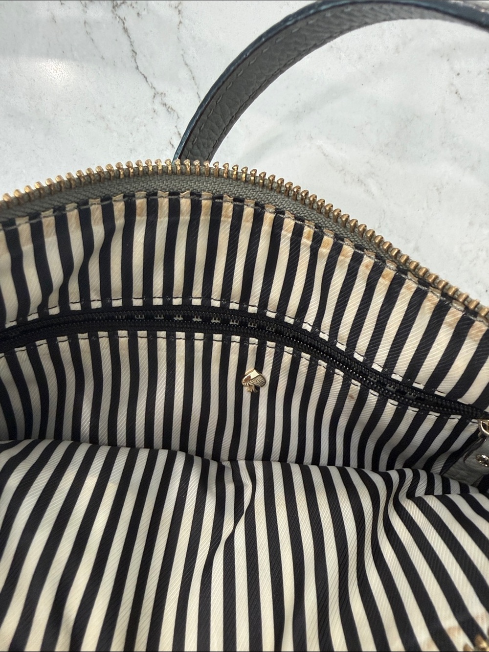 kate spade Gray Pebbled Leather Crossbody with Gold Hardware - Picture 5 of 9